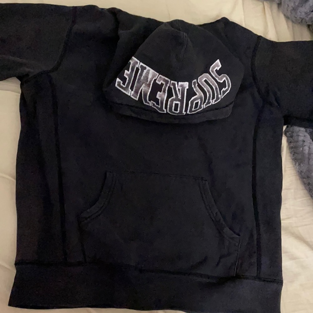 Supreme hoodie